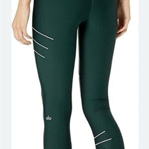 ALO Yoga Sequence Reflective Leggings in Forest Green